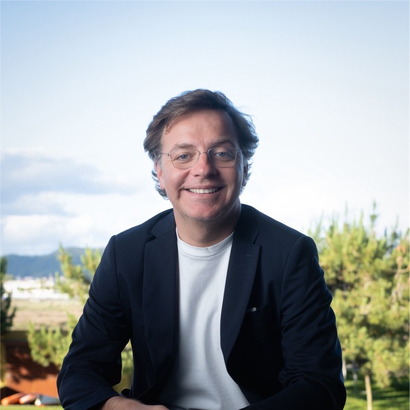 Carlos Oliveira